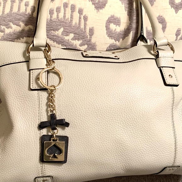 Kate Spade Cut Out Leather Keychain Fob - Picture 3 of 6